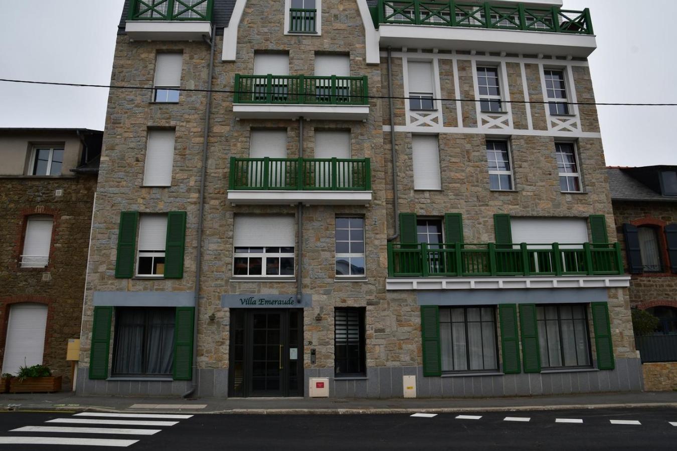 Studio Neuf A Louer A Dinard 3 Nuits Minimum Екстер'єр фото